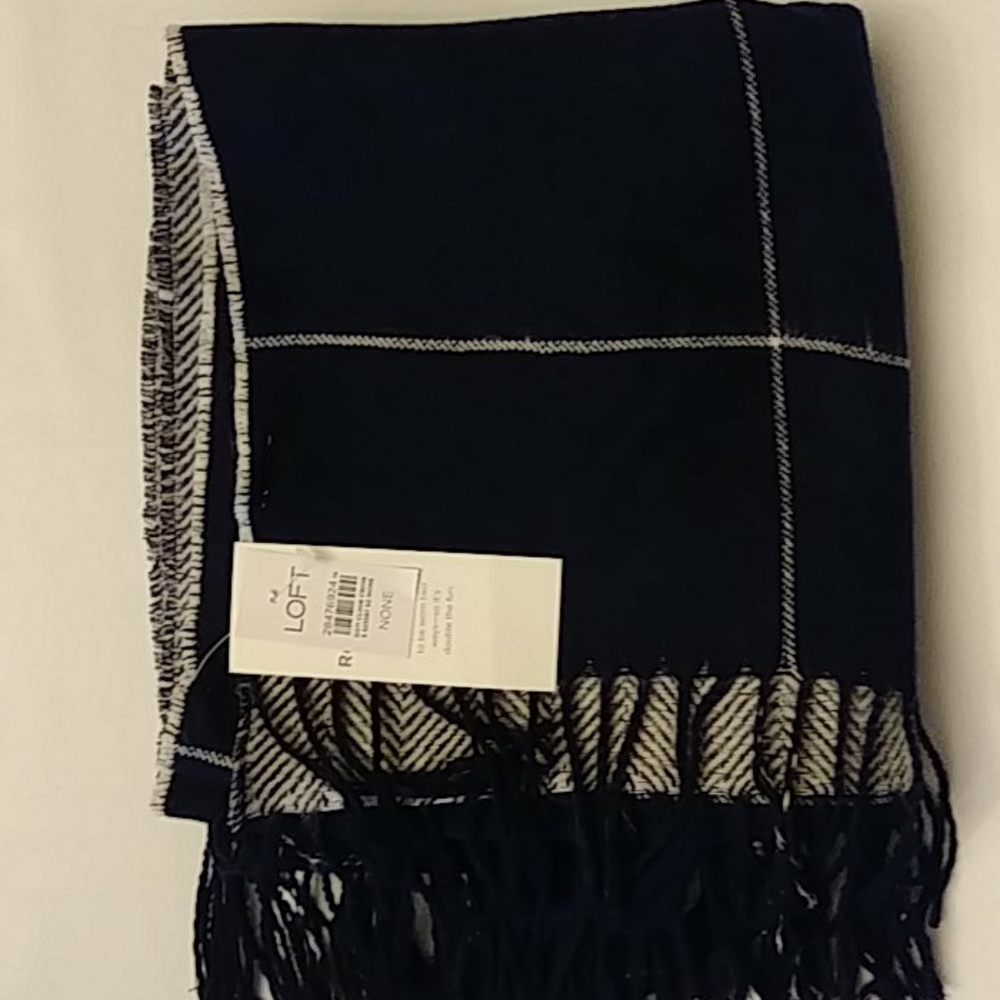 Loft Reversible  Windowpane Cape Navy Blue and Grey. - Picture 3 of 5
